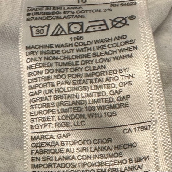 Brand New, Blue, Gap "City" Shorts w/ White Flowers. Classic and statement! NWT - Picture 9 of 9